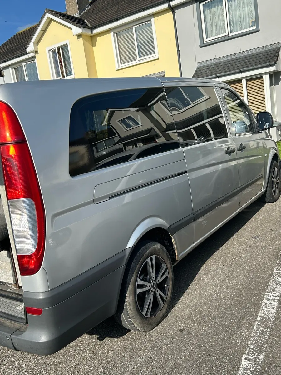 Camper van - Image 2