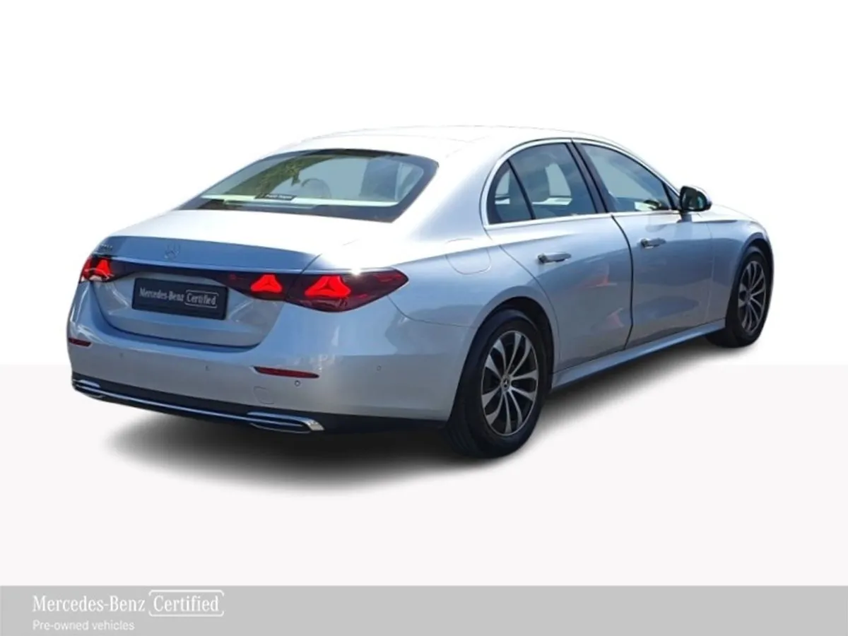 Mercedes-Benz E-Class E 220 D Avantgarde Plus - Image 3
