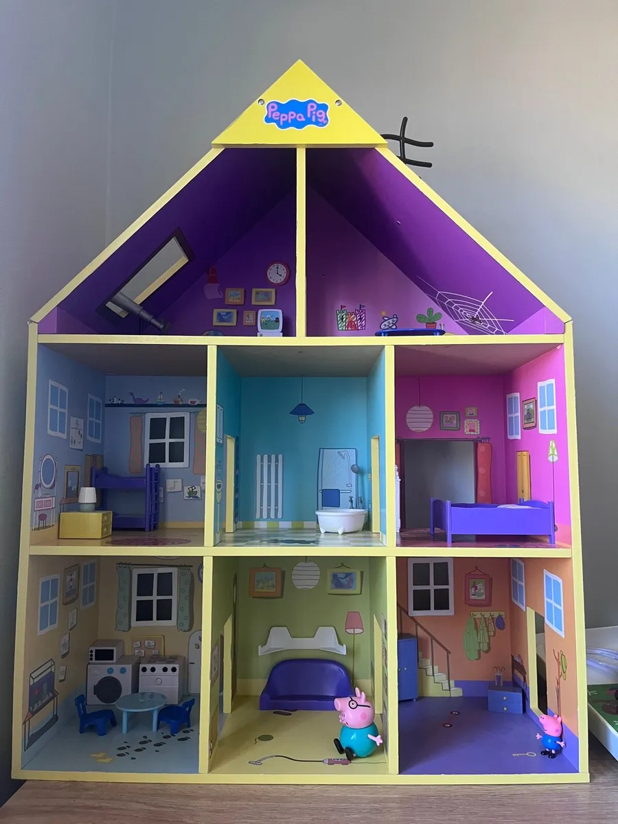 Peppa pig wooden house - Image 1