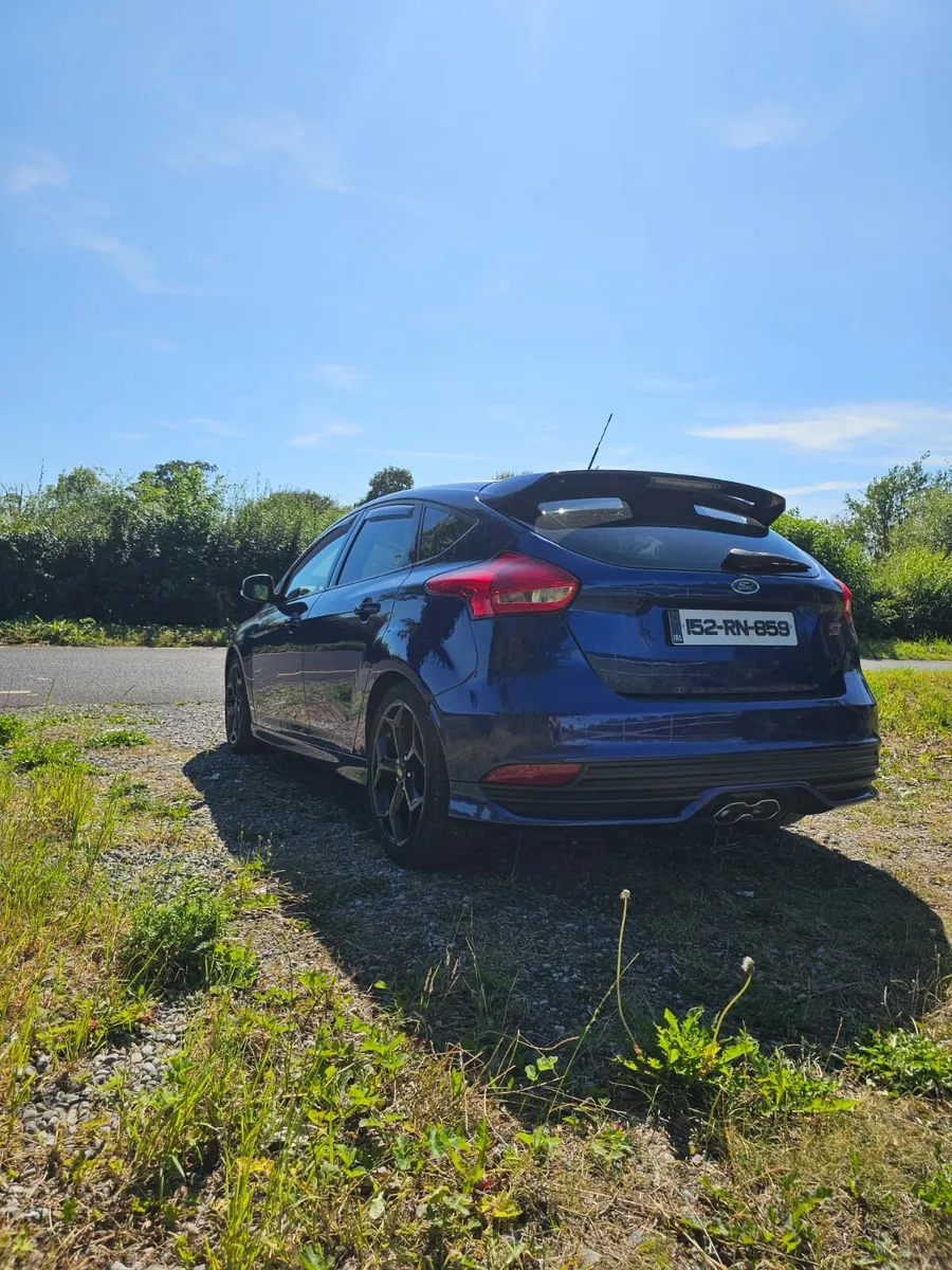 2015 Ford Focus ST2 - Image 4