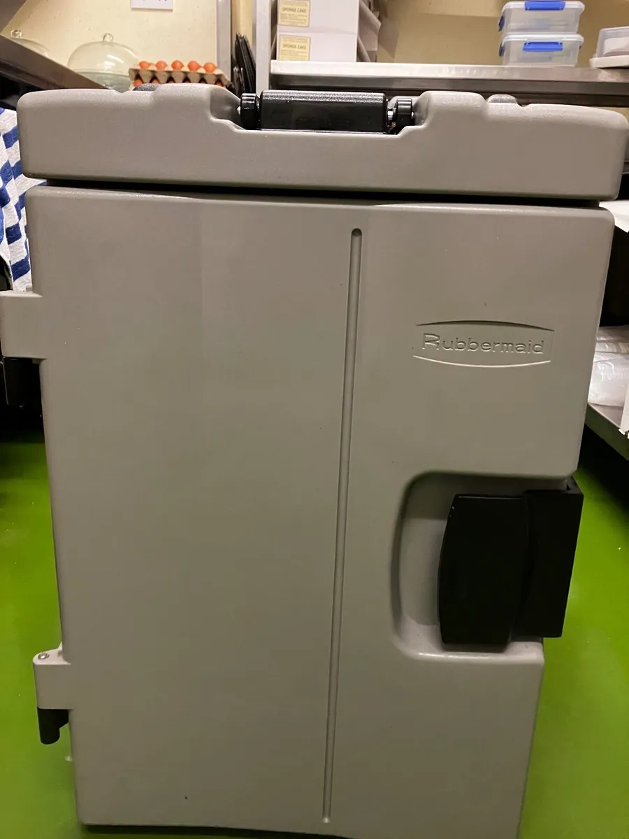Insulated Food Boxes - Image 1