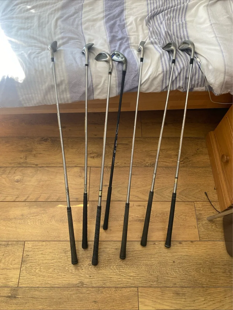 Golf clubs - Image 1