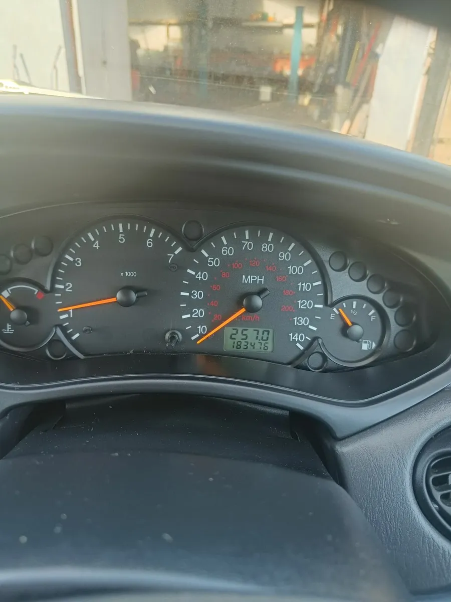 Ford Focus 2003 - Image 3