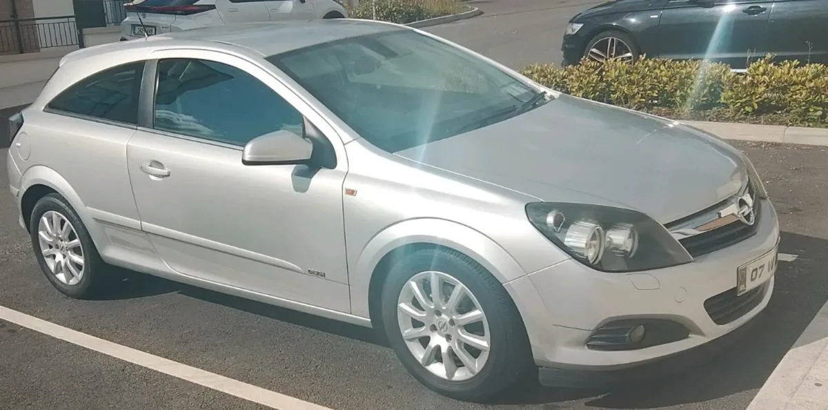 Astra/Van - Image 1