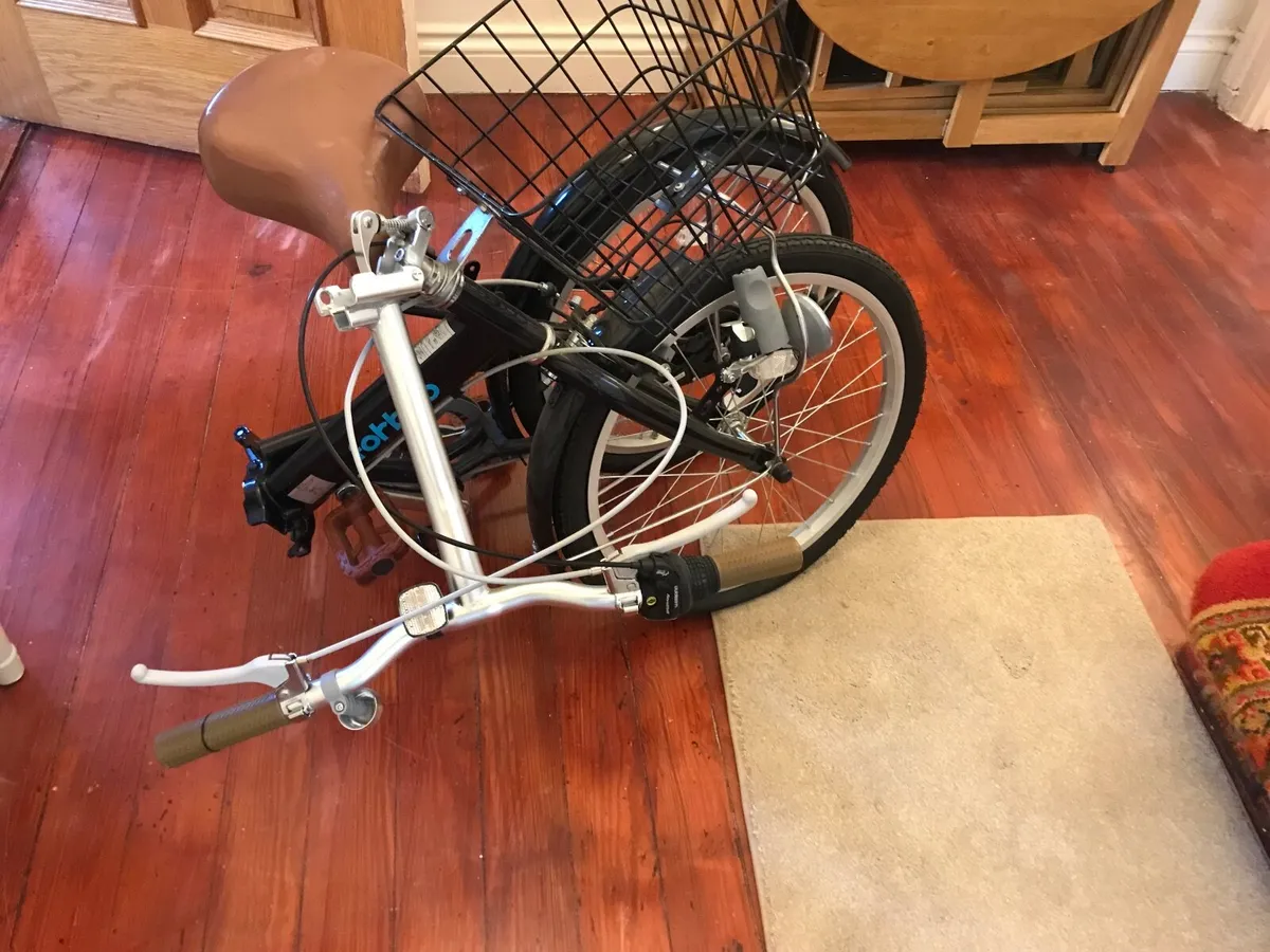 Adult bike folding  carry bag, wrench  carry seat. - Image 3