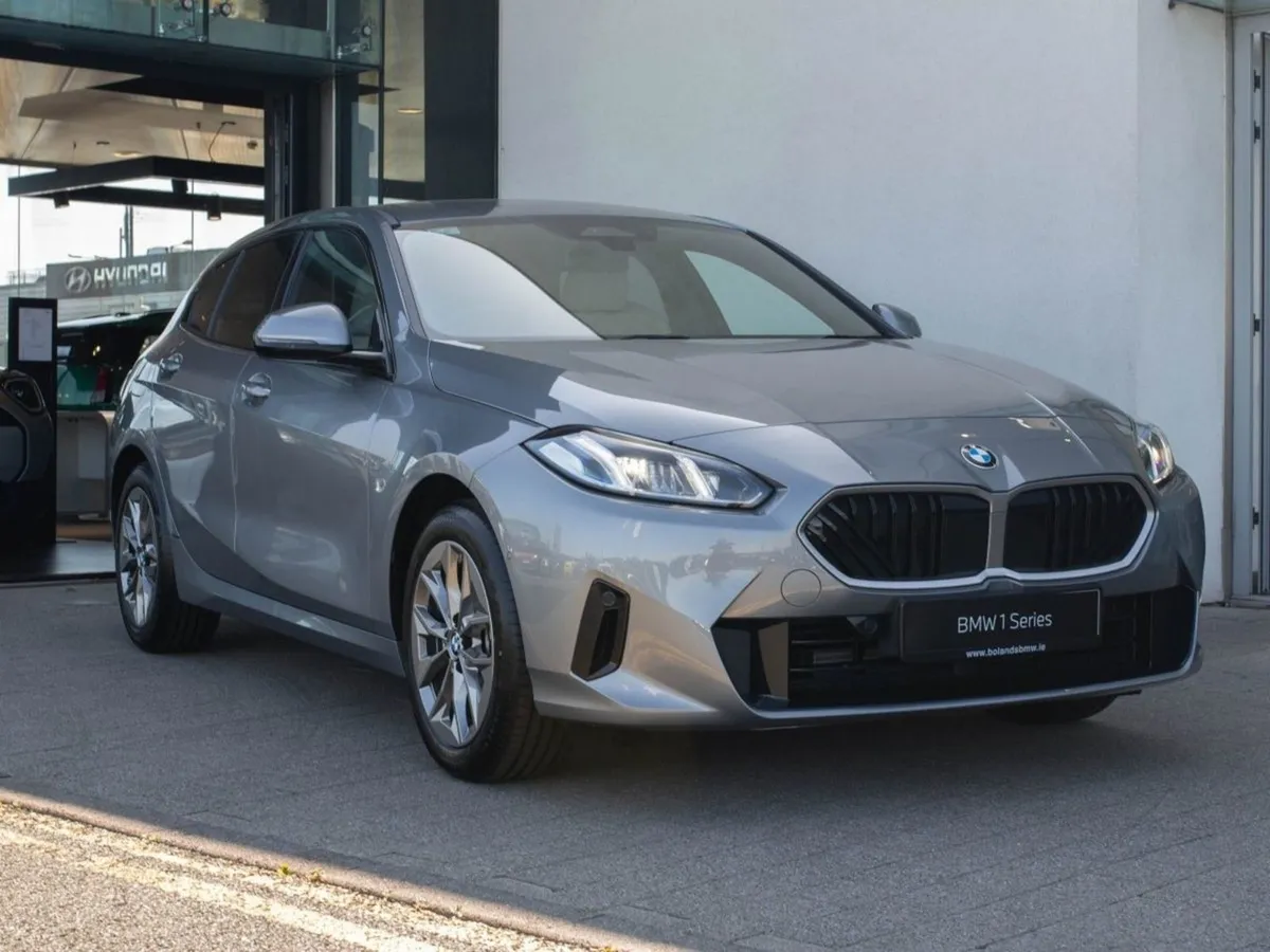 BMW 1 Series 120 - Image 1