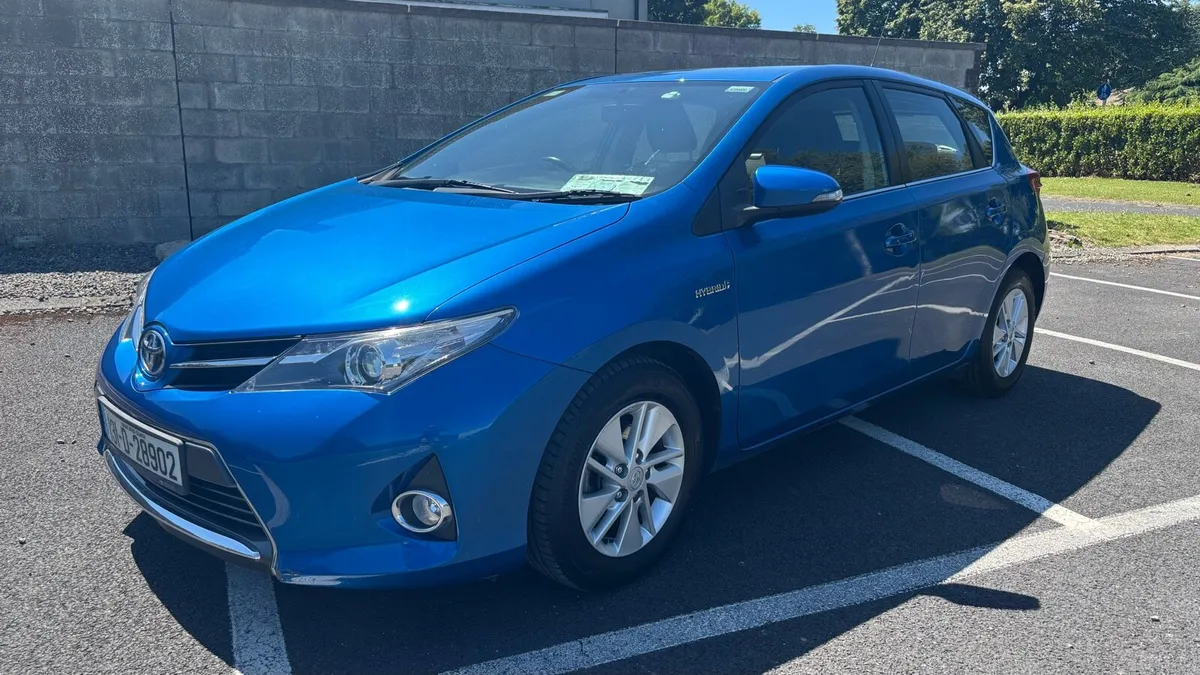 2013 Auris 1.8 Petrol/Hybrid**NCT 07/25**Tax 04/26 - Image 4