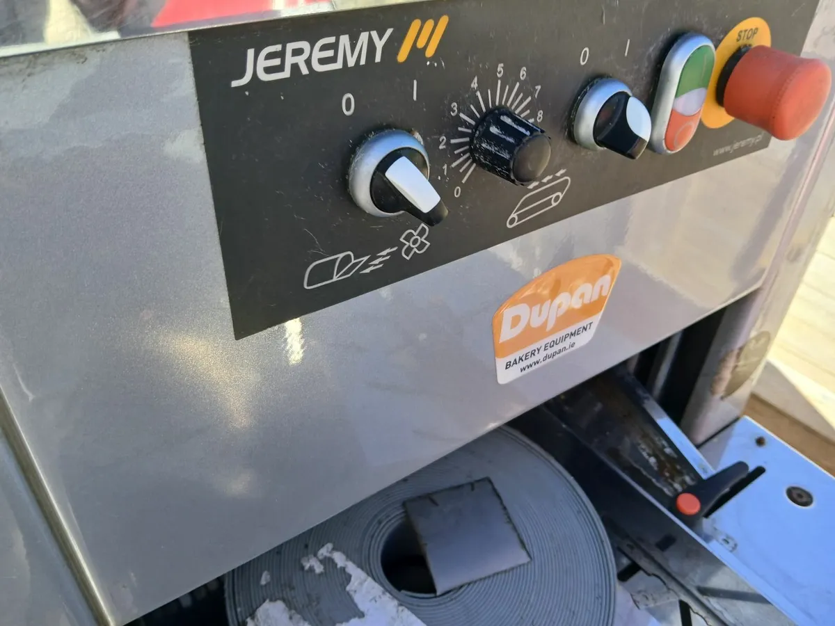 Jeremy bread slicer commercial machine .... - Image 1