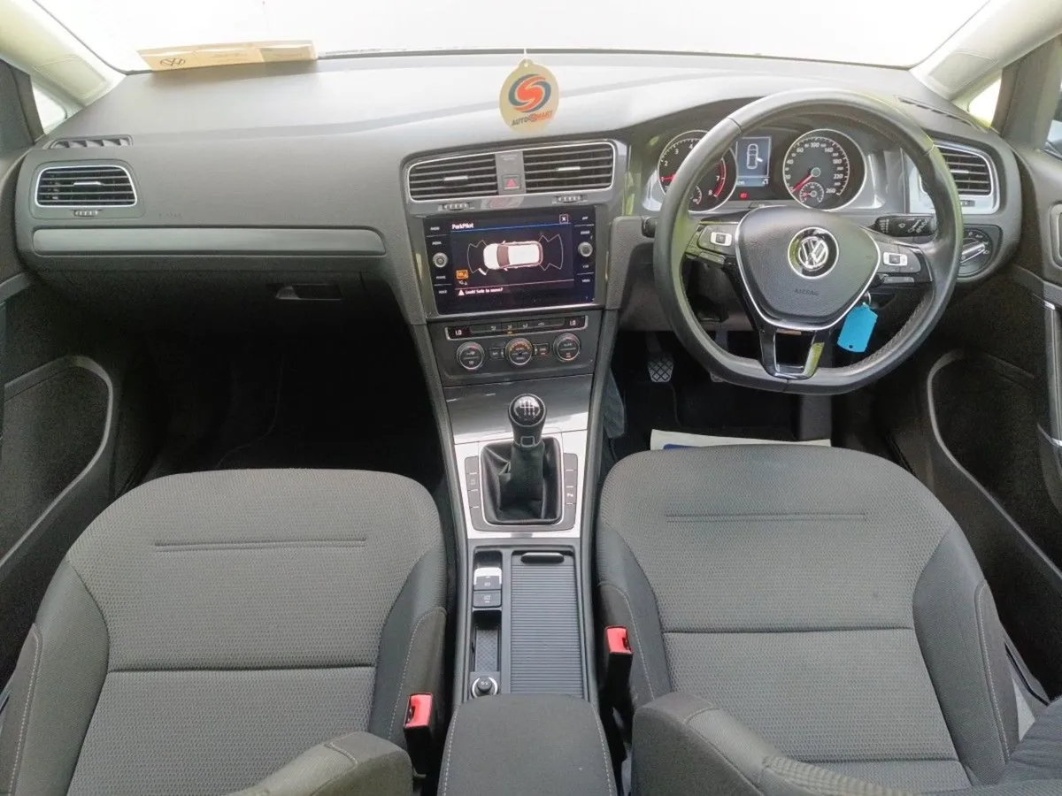 Volkswagen Golf 1.0 TSI 5DR 110HP Comfortline - Image 4