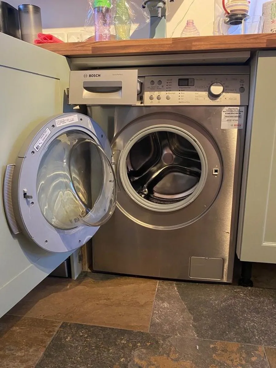 Bosch  VarioPerfect 8kg 1400 Spin Freestanding Washing Machine - Image 2