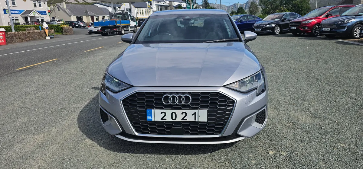 Audi A3 Sport 40 TFSI Hybrid 2021 - Image 4