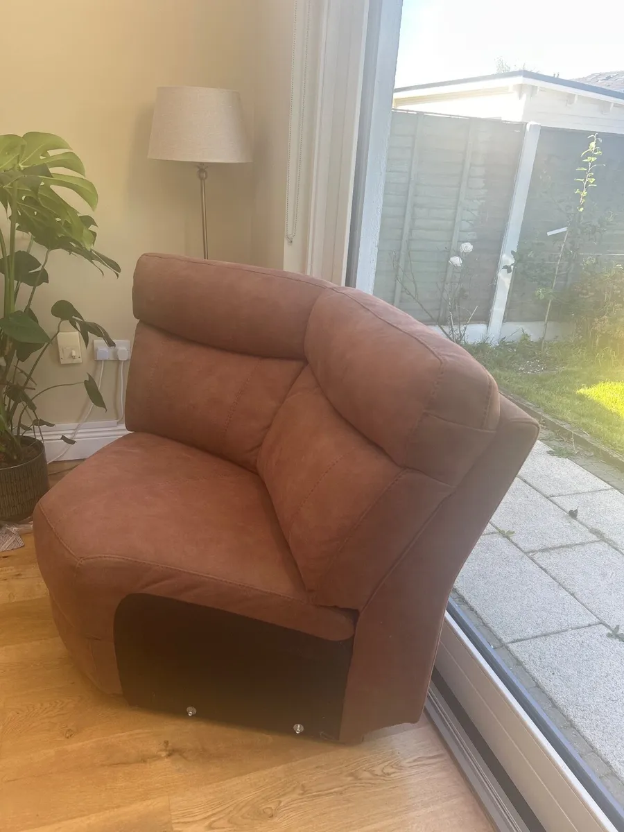 Middle join for Ronan DFS modular couch - Image 2