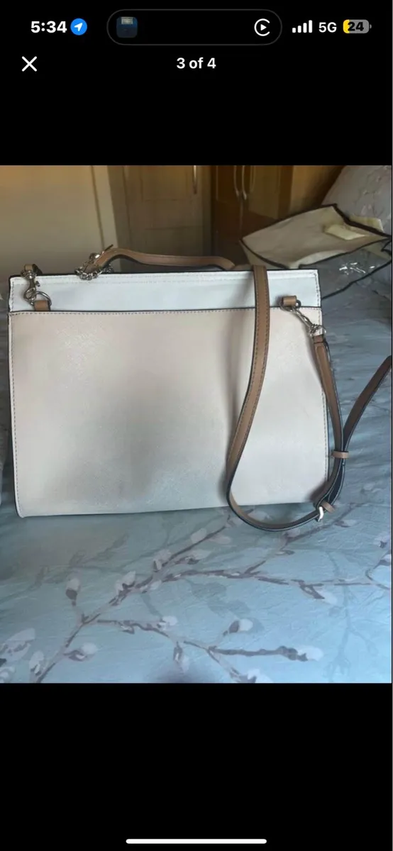 Guess Handbag - Image 3