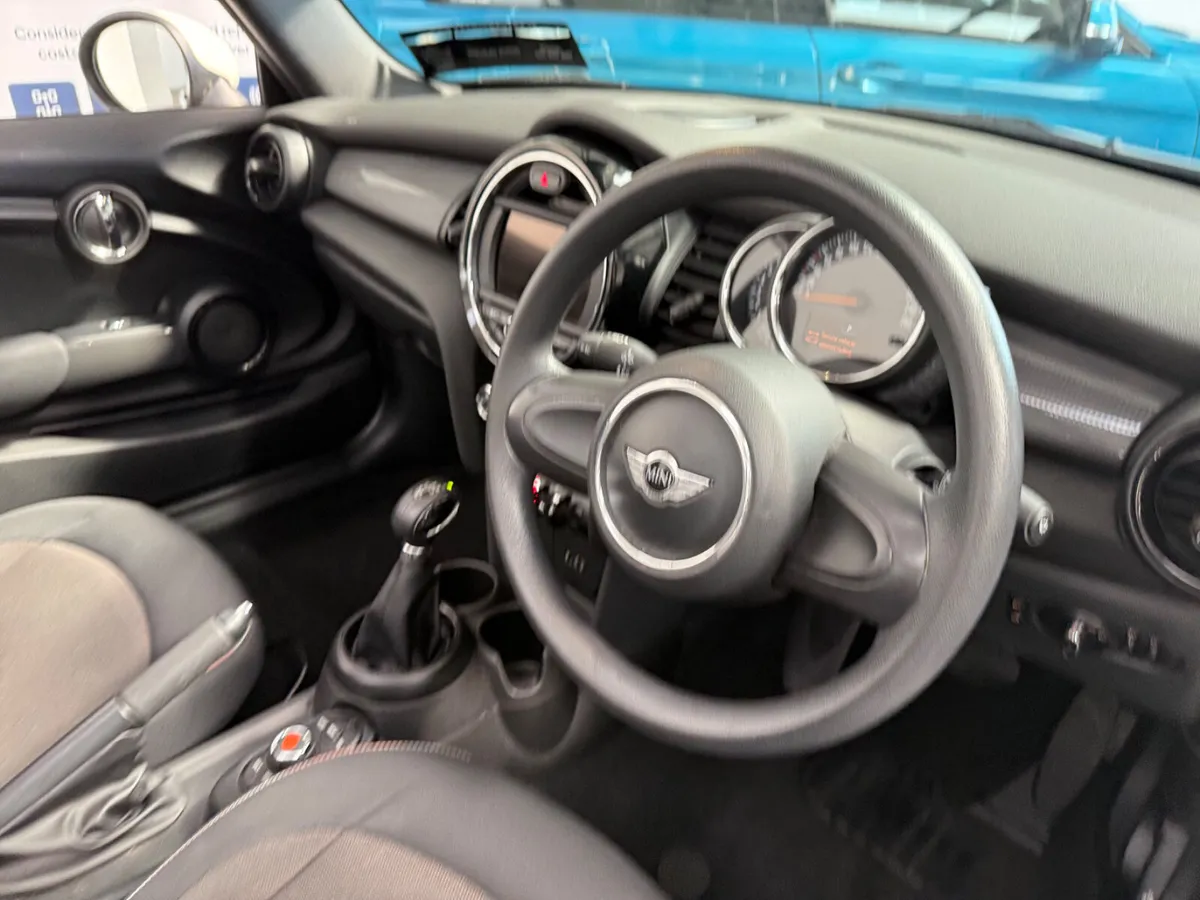 Mini Cooper 2016 COOPER CONVERTIBLE AUTOMATIC - Image 4