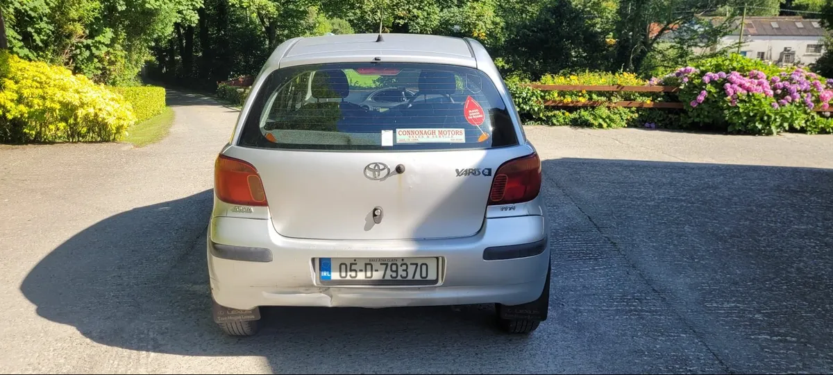Toyota Yaris 2005 - Image 4