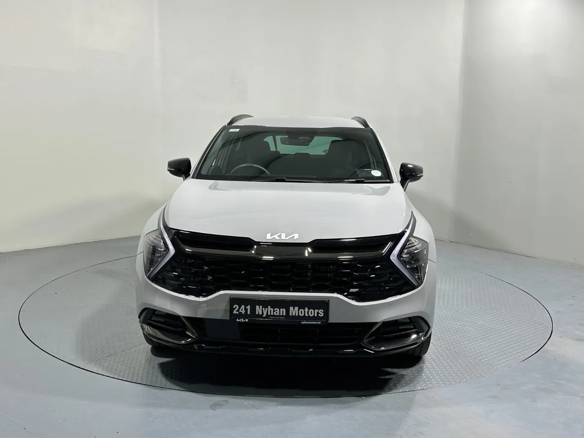 Kia Sportage Phev Anniversary 5DR 241 (2024) - Image 3
