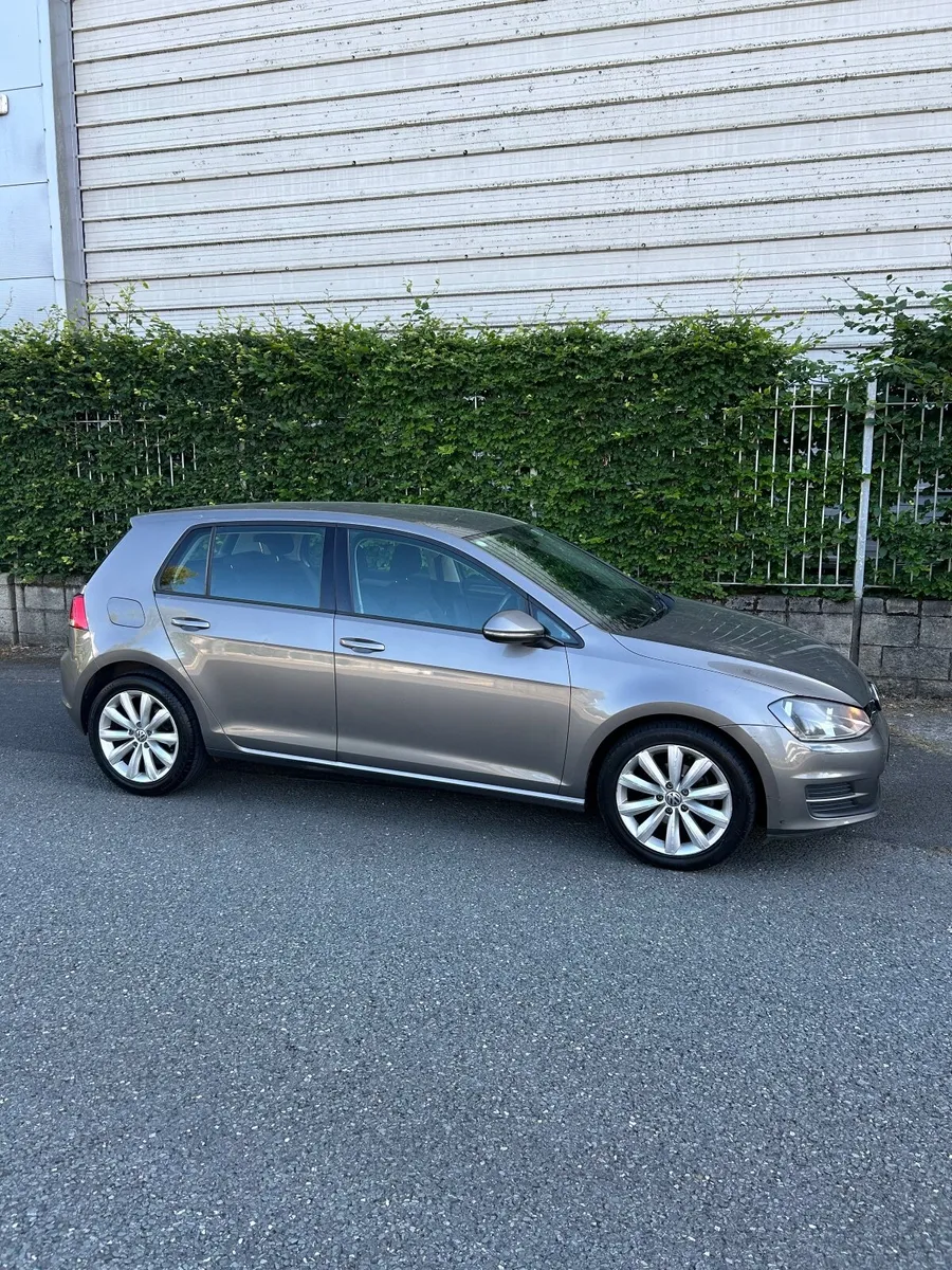 Volkswagen Golf 2014 - Image 2