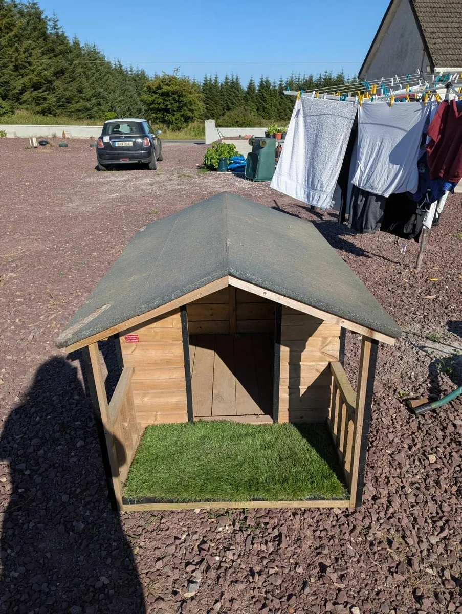 Dog House - Image 1