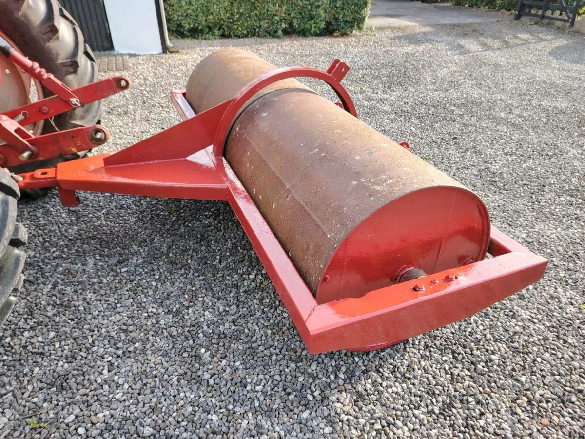 8ft roller - Image 1