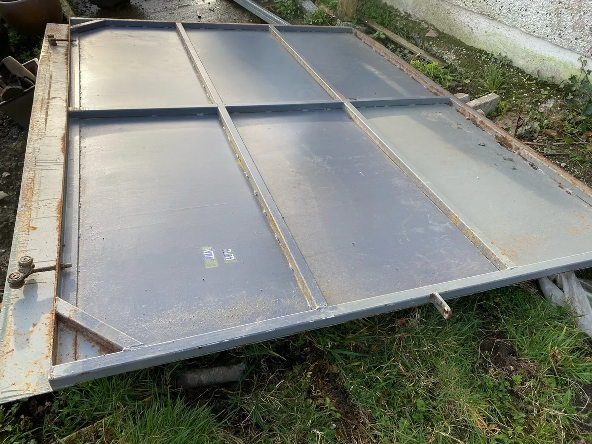 Steel Sliding Door - Image 1