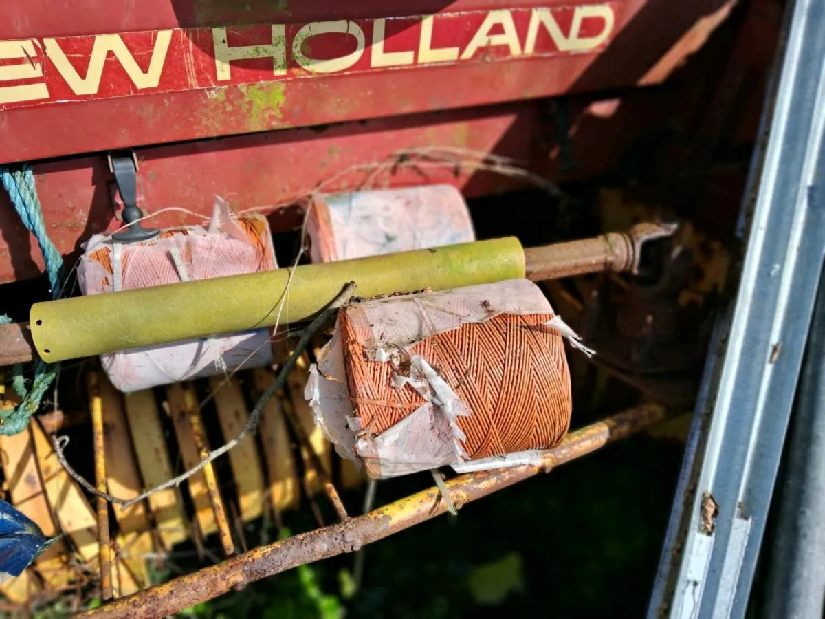 Baler for parts - Image 2