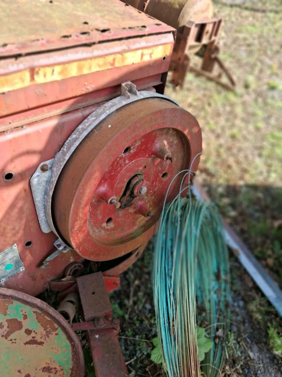 Baler for parts - Image 3