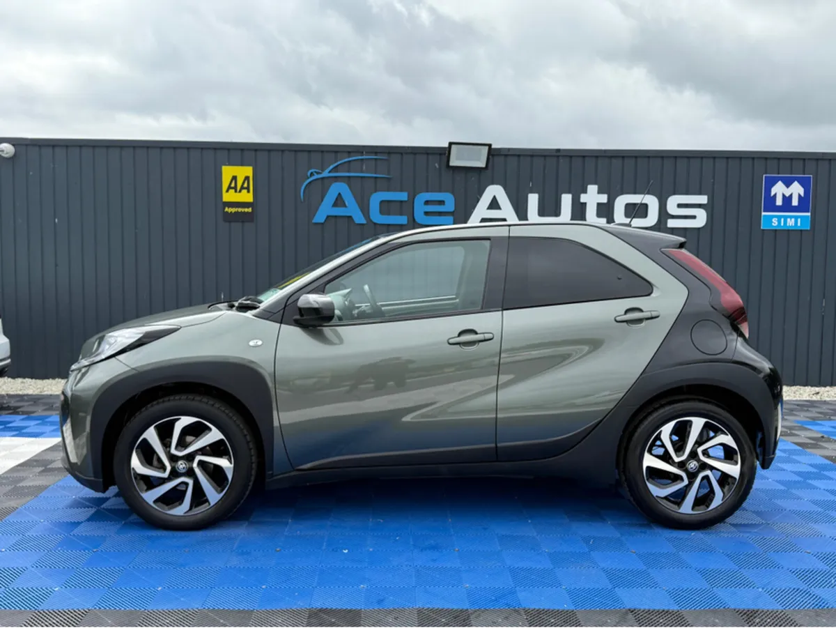 Toyota Aygo X DESIGN S - 1.0L PETROL - AUTO - 12M - Image 4