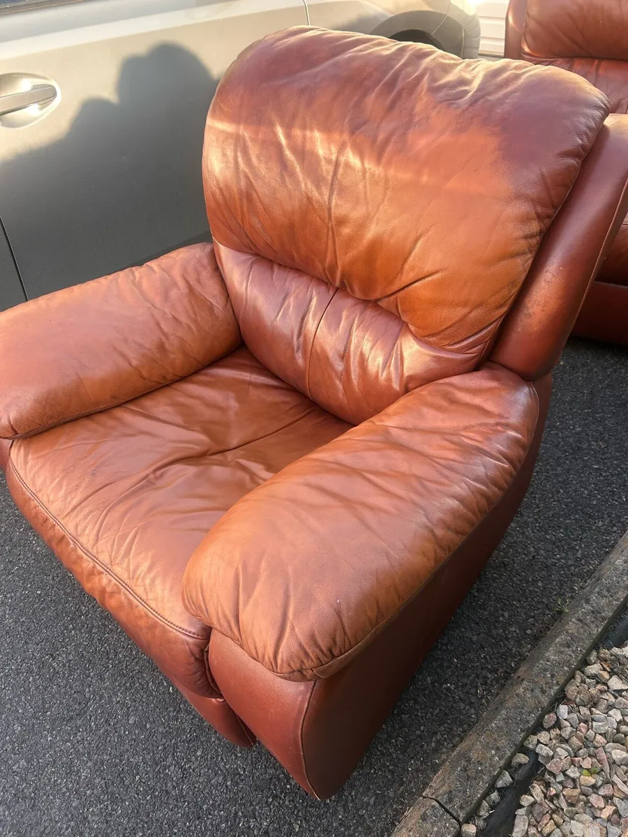 3-1-1 real leather suite - Image 4