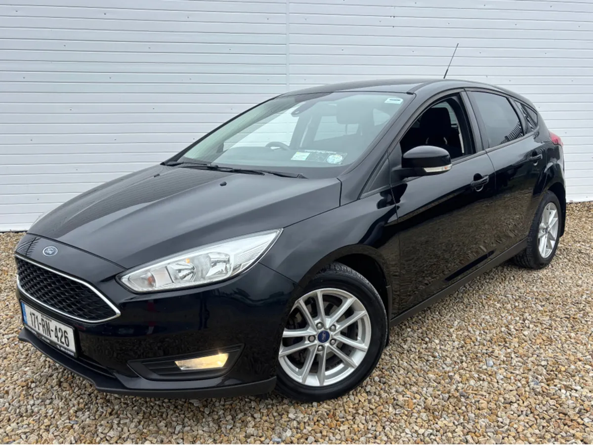 Ford Focus STYLE 1.5 TD 95PS 6SPEED 4 4DR - Image 2