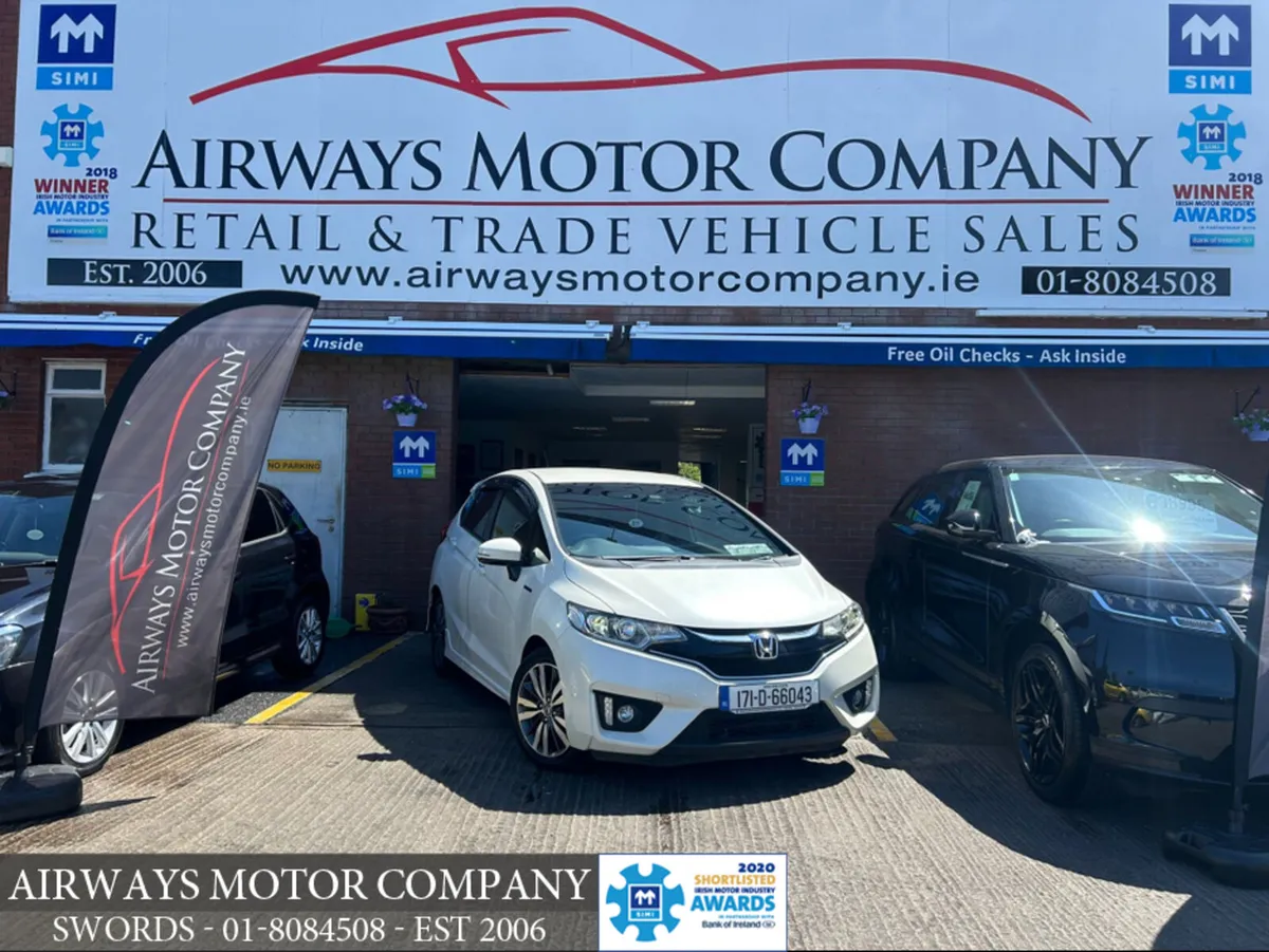 Honda Fit 1.5 HYBRID  * AUTOMATIC * 5DR *  SAT NAV - Image 1