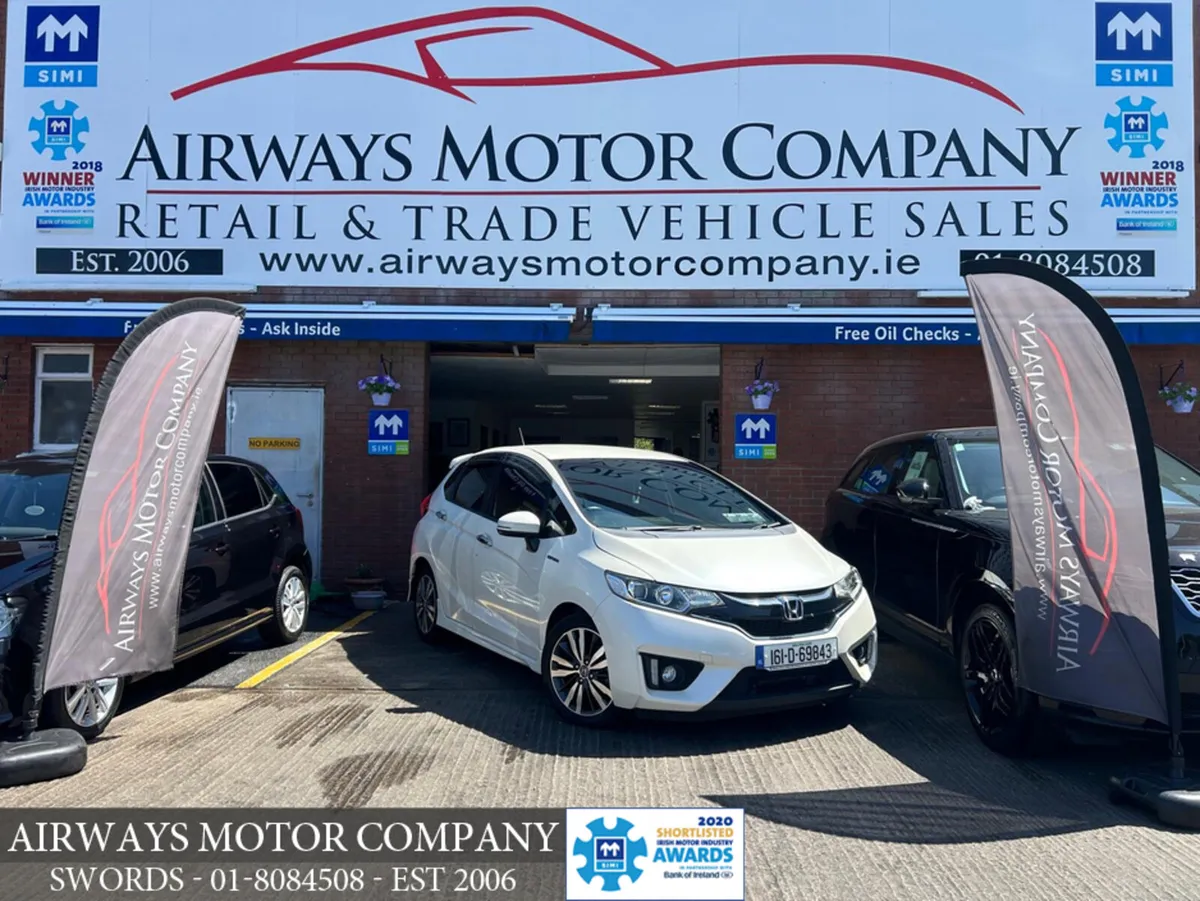 Honda Fit 1.5 HYBRID  * AUTOMATIC * 5DR *  SAT NAV - Image 1