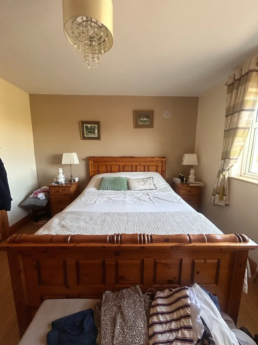 King size bed frame - Image 3