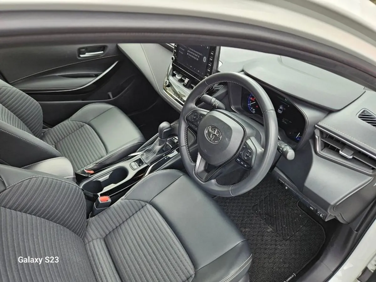 2020 Toyota Corolla - Image 2
