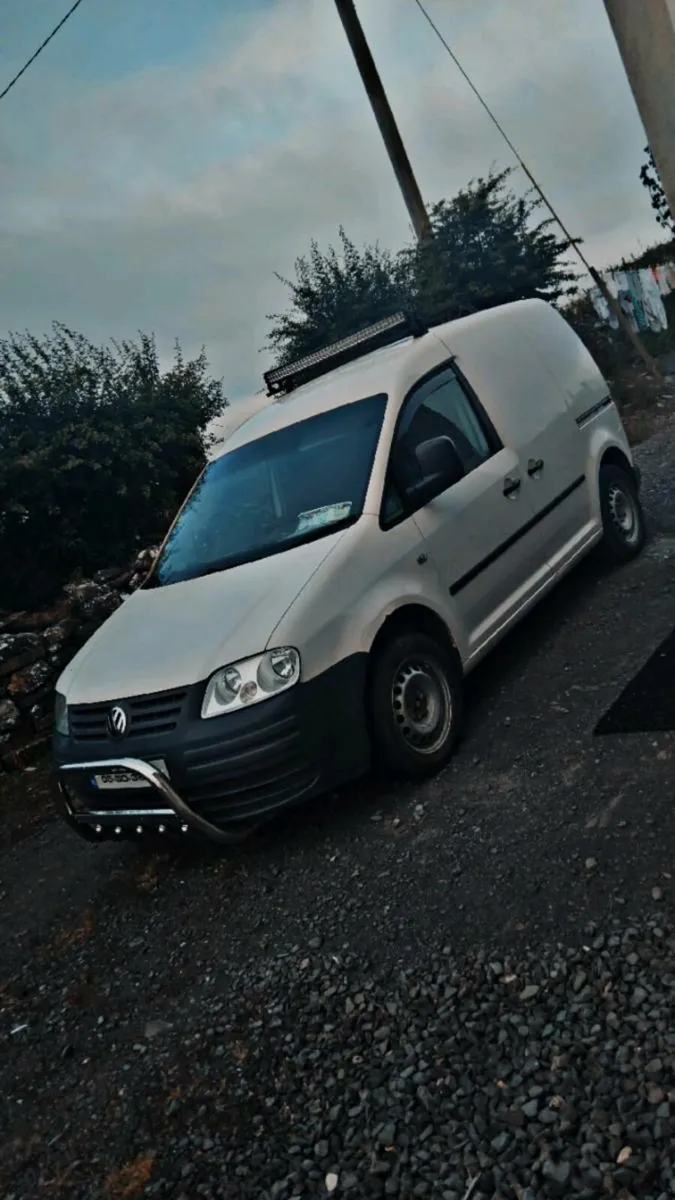 1.9 Caddy - Image 4