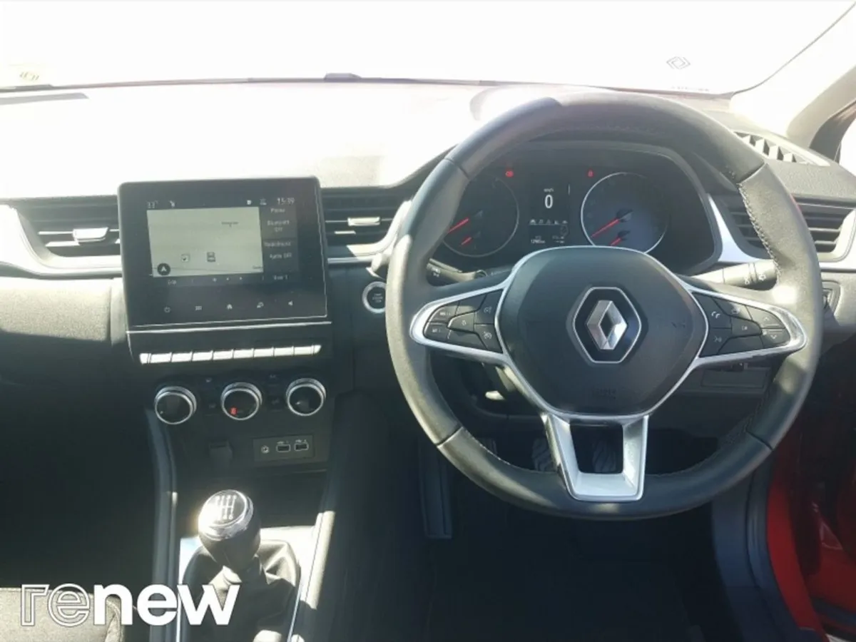 Renault Captur Evolution - Image 2