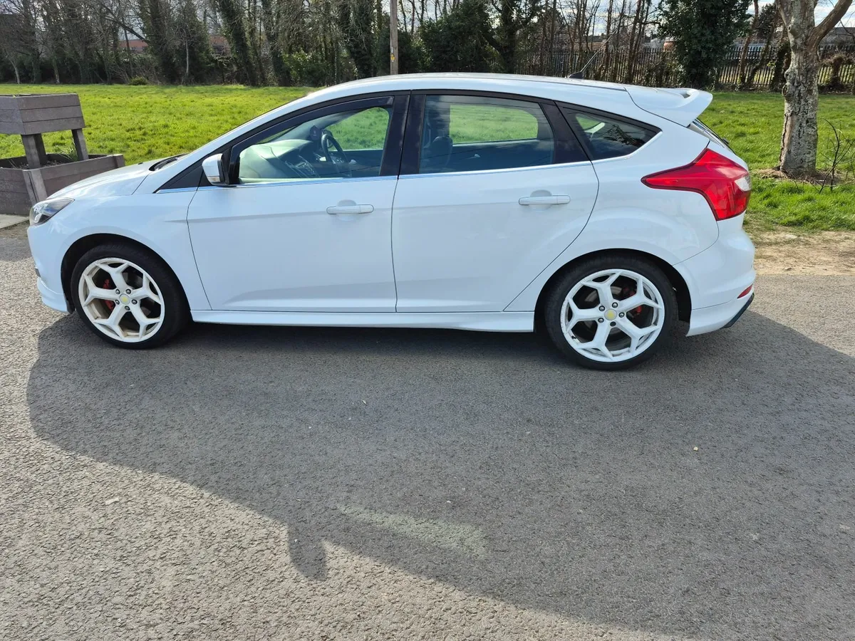 MODIFED  FORD FOCUS  ZETEC S 2013 1.6 DIESEL - Image 1