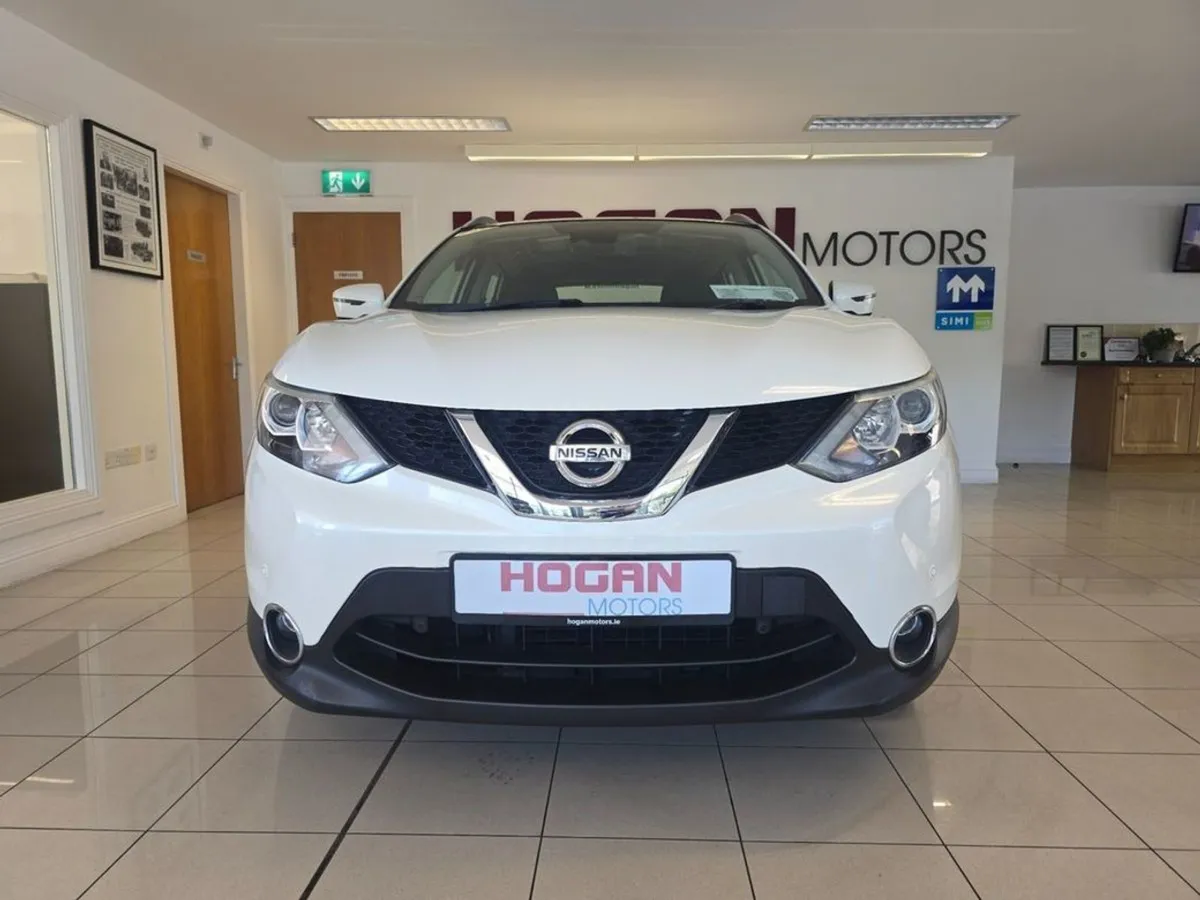 Nissan QASHQAI 1.5 SV My17 Sport Great Spec - Image 2