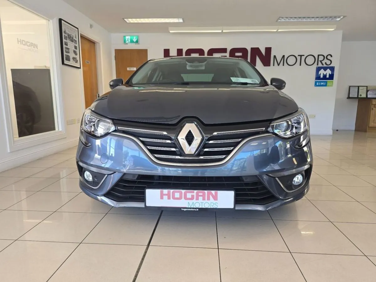 Renault Megane Saloon Diesel Automatic Best Spec - Image 2