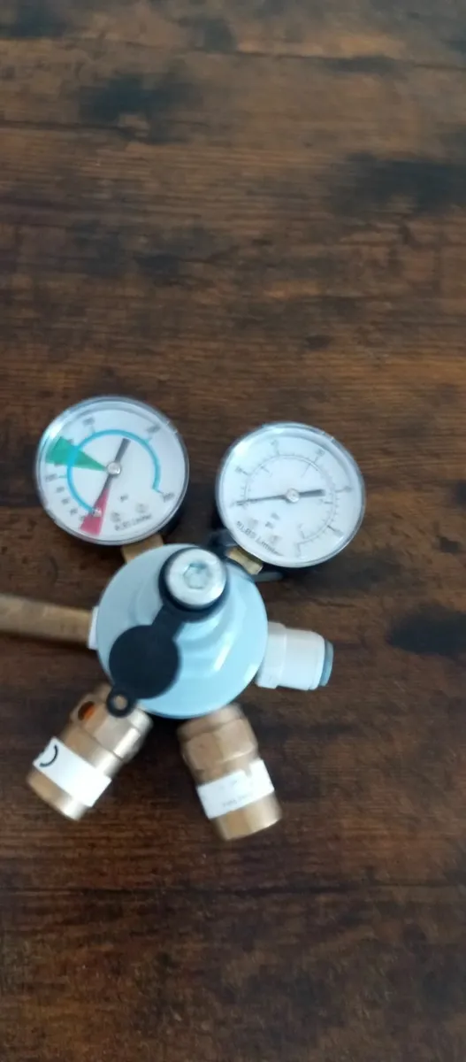 Beer tap/couplers - Image 3