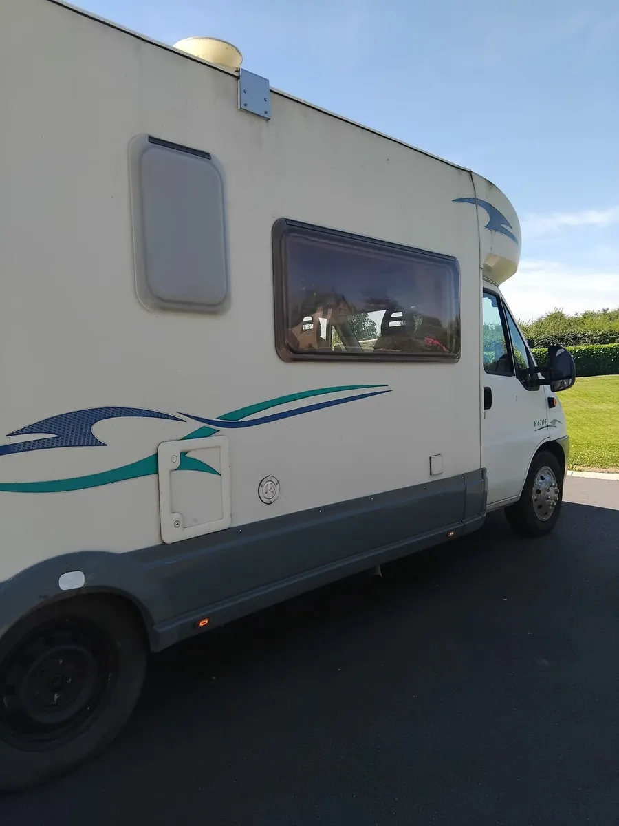 Camper van /motor home - Image 3