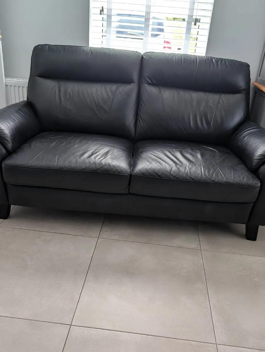 Sofa - Image 3
