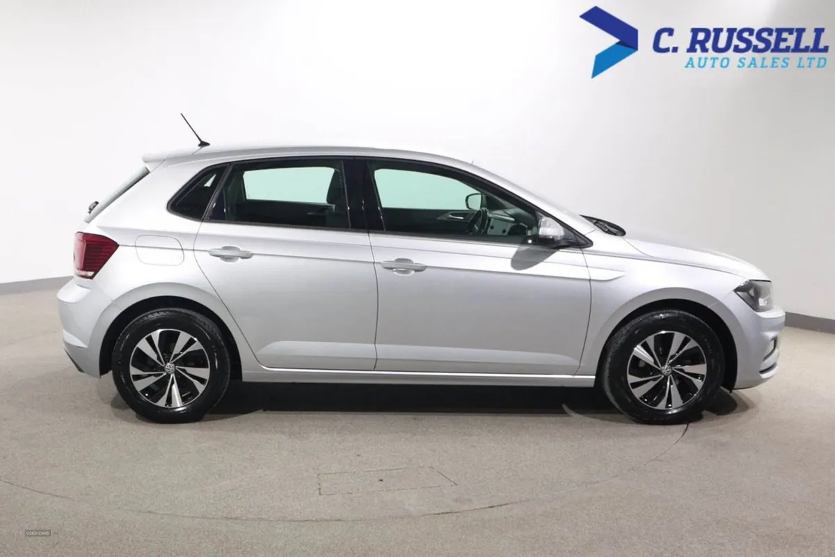 Volkswagen Polo Hatchback - Image 4