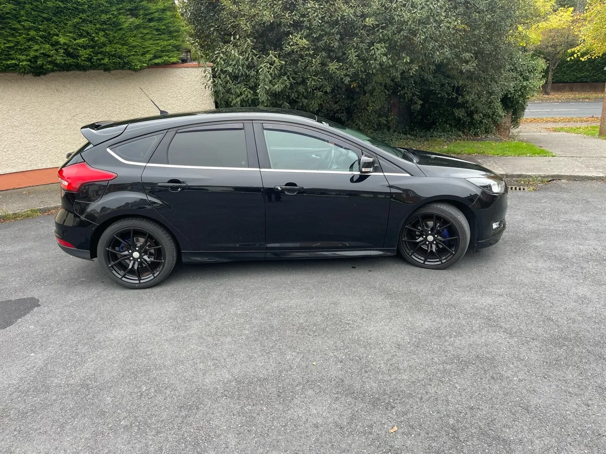 Ford focus Zetec S - Image 2