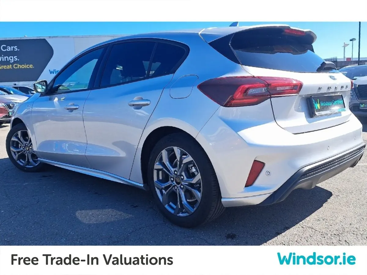 Ford Focus 1.0l Ecoboost 125PS St-line - Image 2