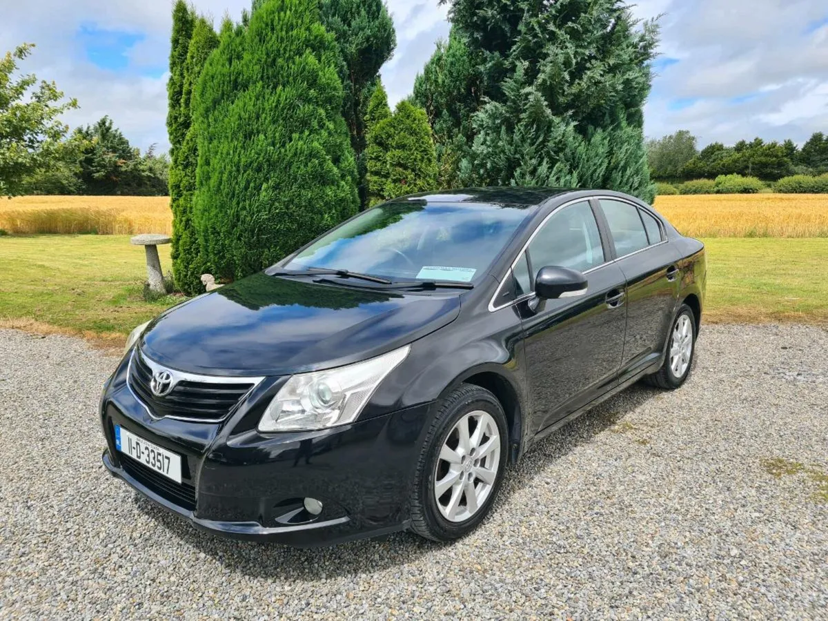 Very Low Mileage Toyota Avensis 2.0D4d Strata - Image 2