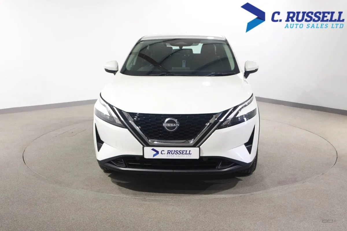 Nissan QASHQAI Hatchback - Image 2