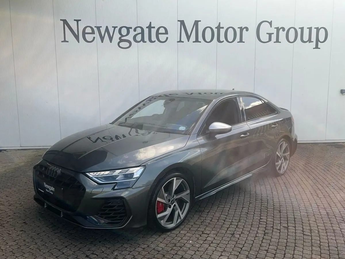 Audi S3 S3 SAL 2.0 Tfsi 333HP S-T Q - Image 2