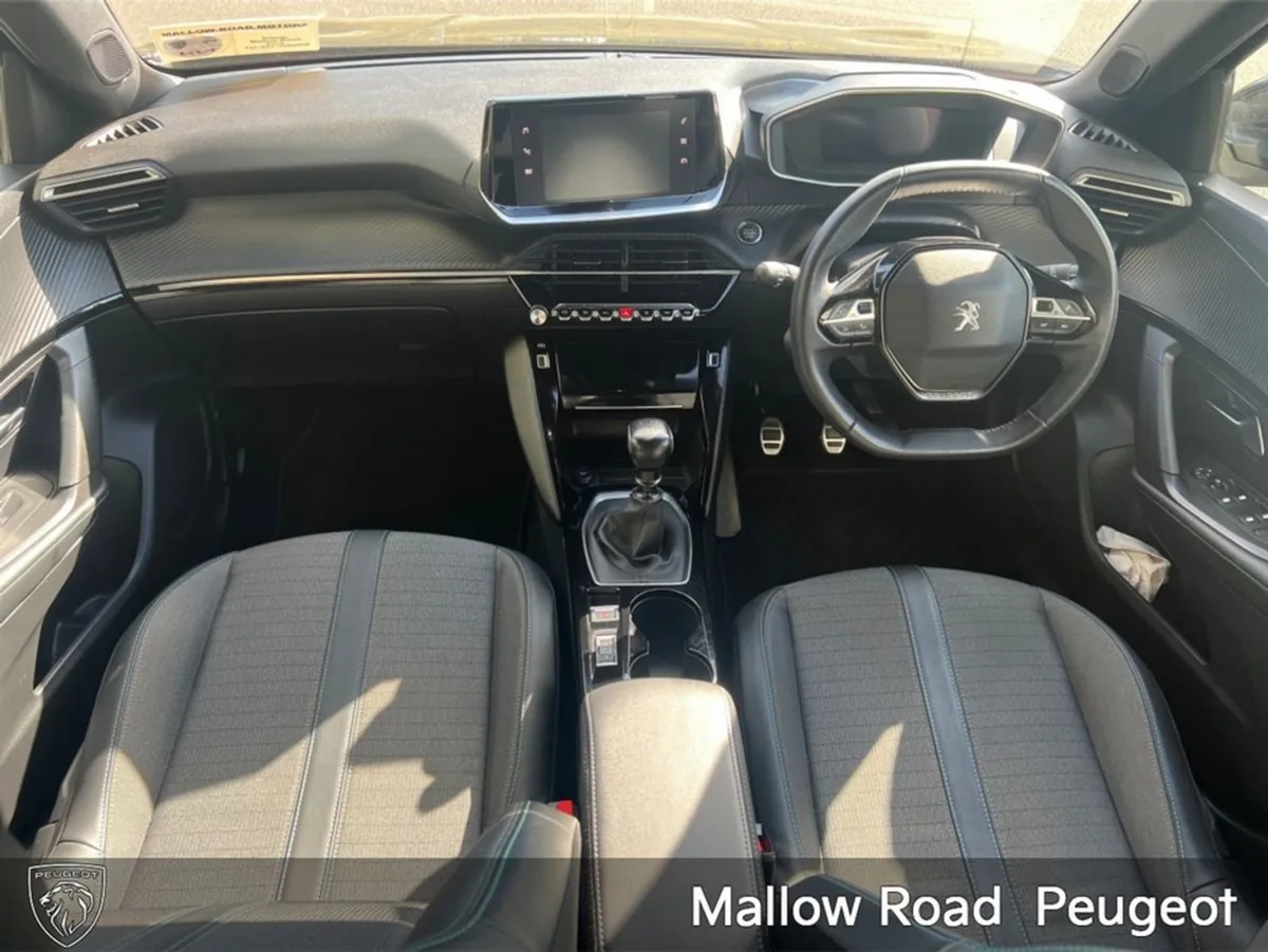 Peugeot 2008 Allure 1.2 100 6.4 4DR - Image 4