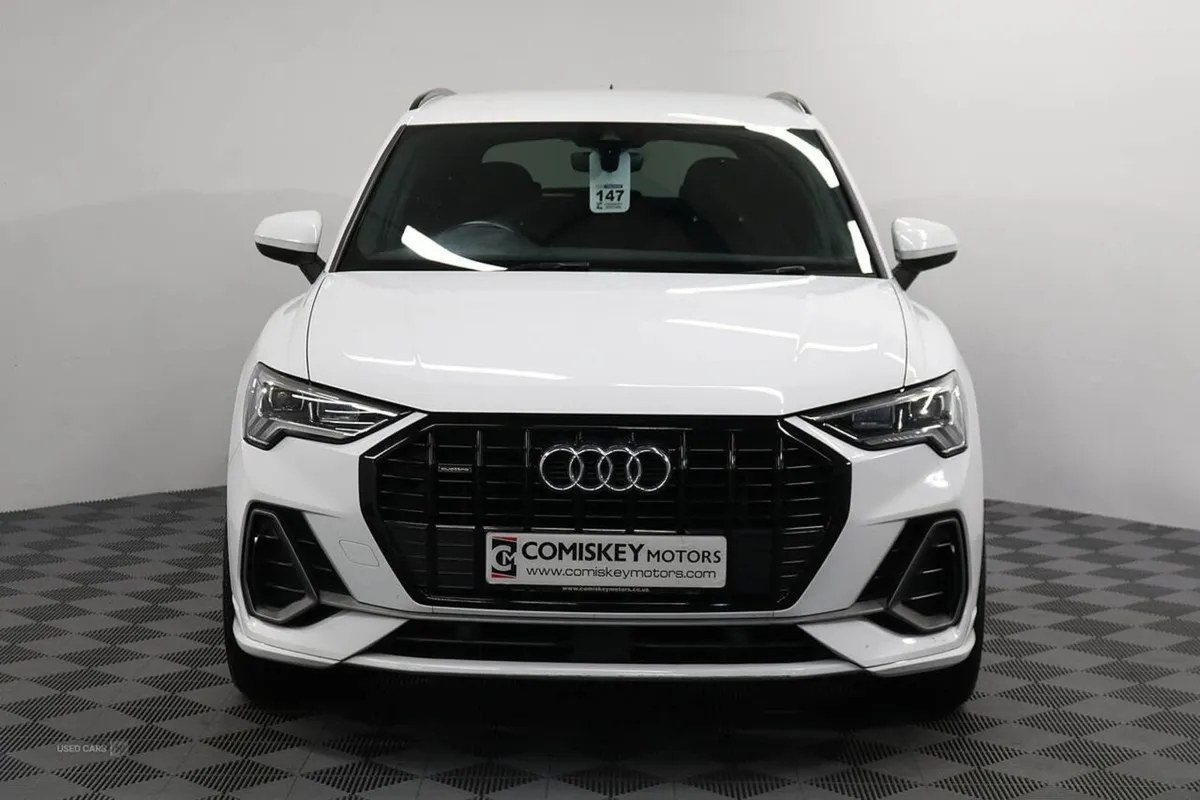 Audi Q3 TDI S Line - Image 2