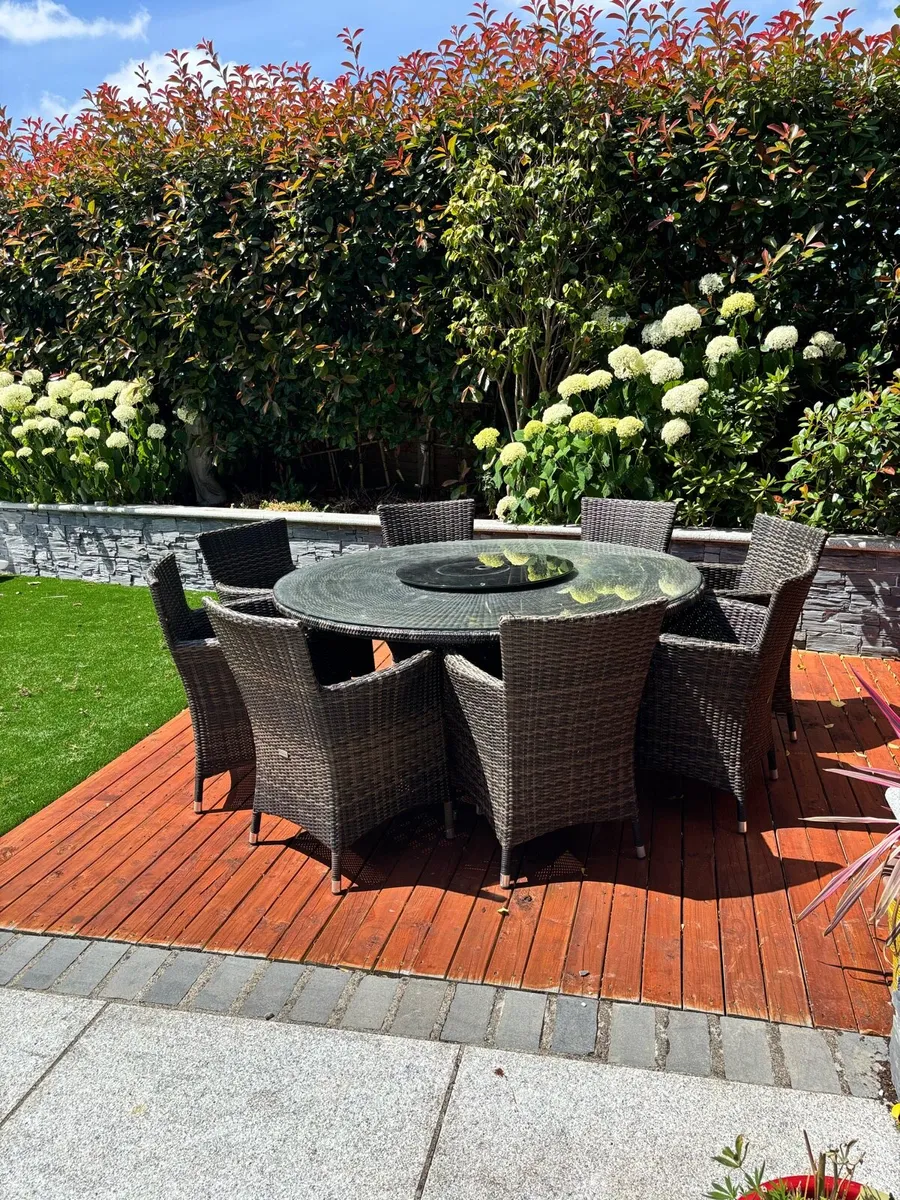 8 Seat Garden Set - Image 1